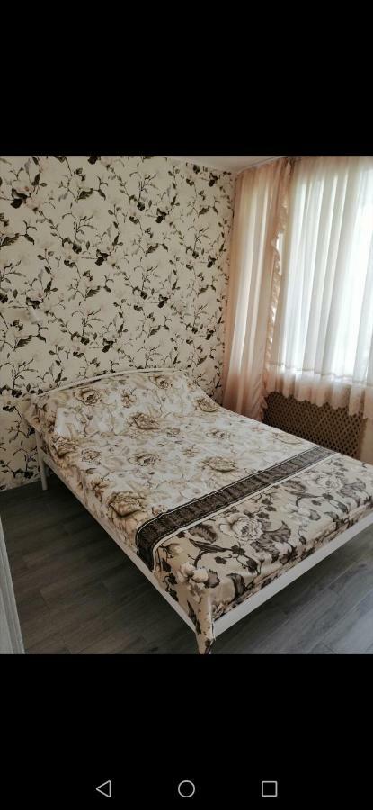 2-Х Комнатная Квартира В Центре Zaporizhia Εξωτερικό φωτογραφία
